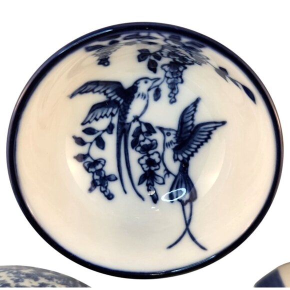 Set Of 3 Ceramic Blue & White Bowls & Cup With Floral & Stripe Designs - Picture 6 of 14